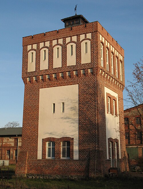 File:Schwante Wasserturm.jpg